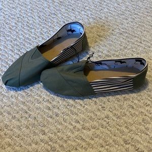 Brand new slip on shoes (knock off toms)